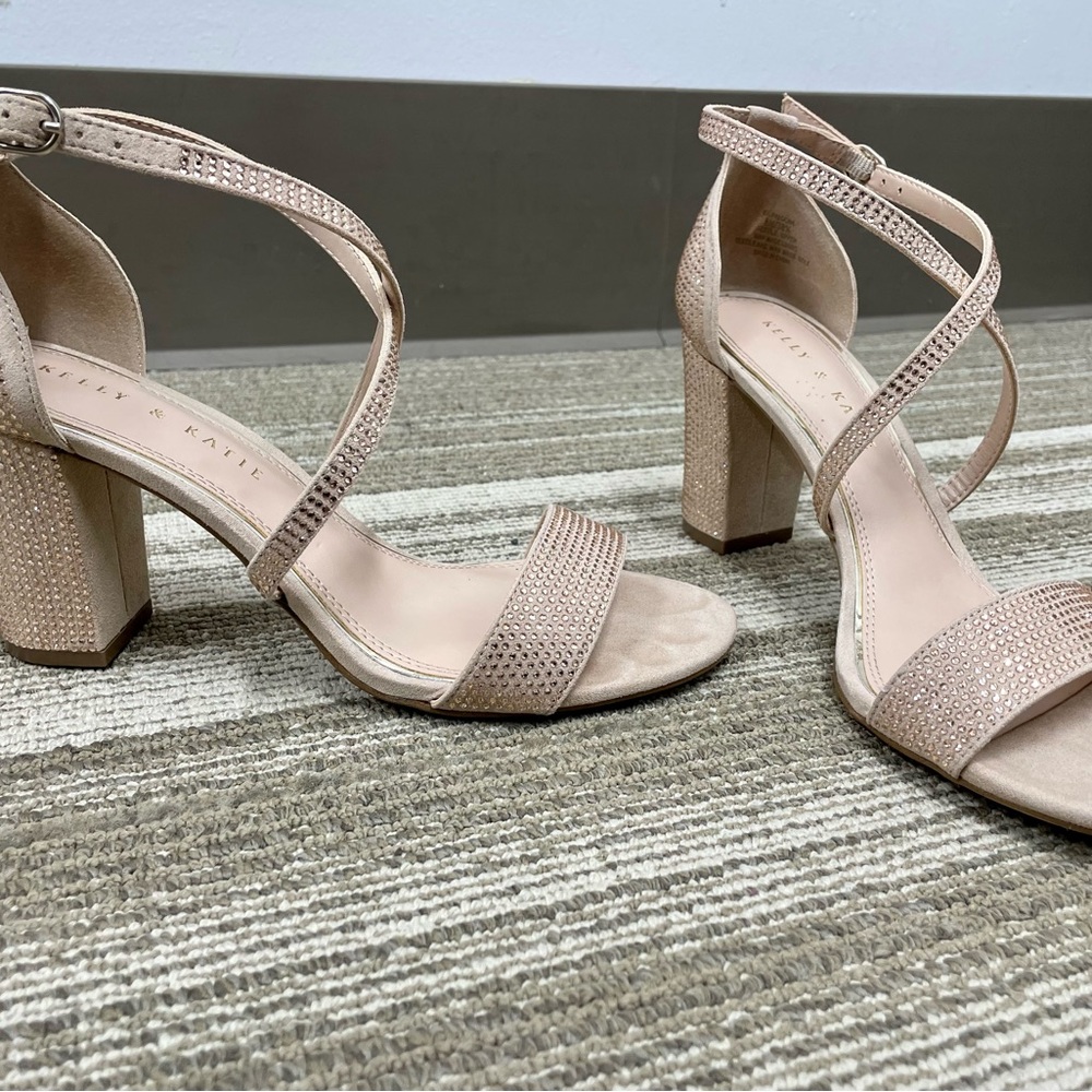 Gorgeous Kelly & Katie Sparkly Nude Heels - Picture 3 of 5